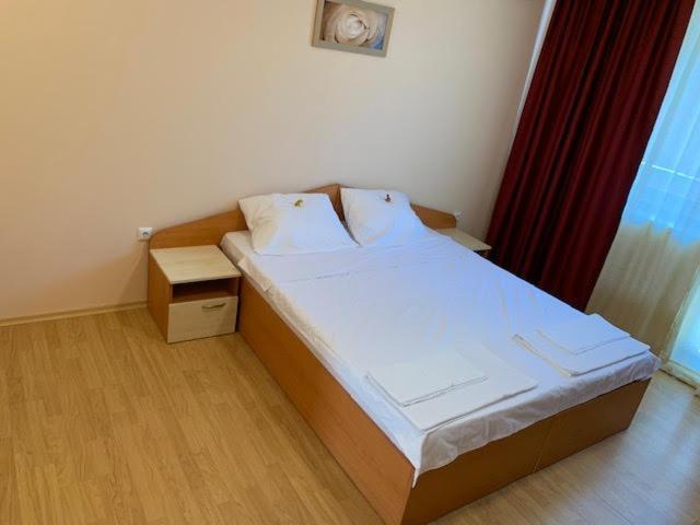 Mario Beach Apartment Nessebar Buitenkant foto