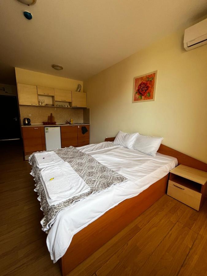 Mario Beach Apartment Nessebar Buitenkant foto